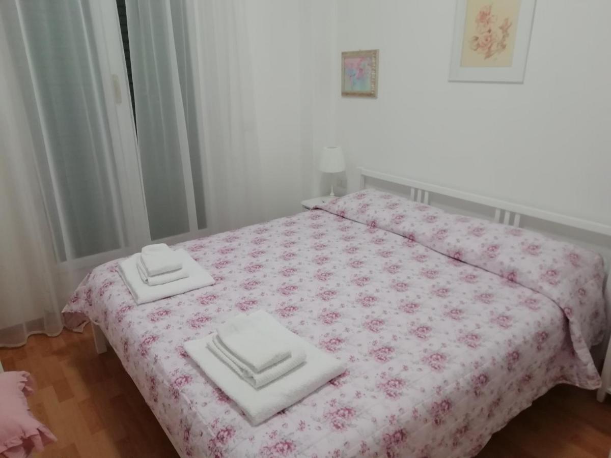 La Vie En Rose Apartment Rapallo Exterior foto